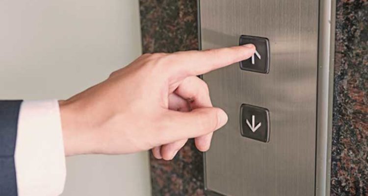 Quebra de contrato de manutenção de elevadores: é permitido multa?