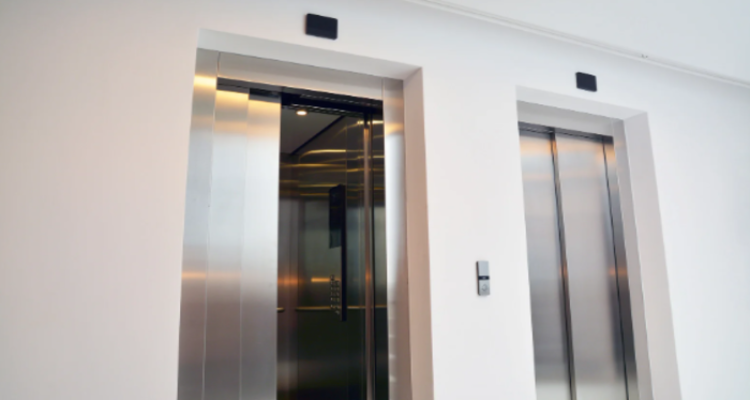 A importância da troca preventiva de peças de elevadores